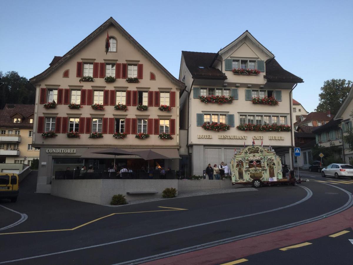 Cafe-Conditorei Hotel Huber Lichtensteig ภายนอก รูปภาพ