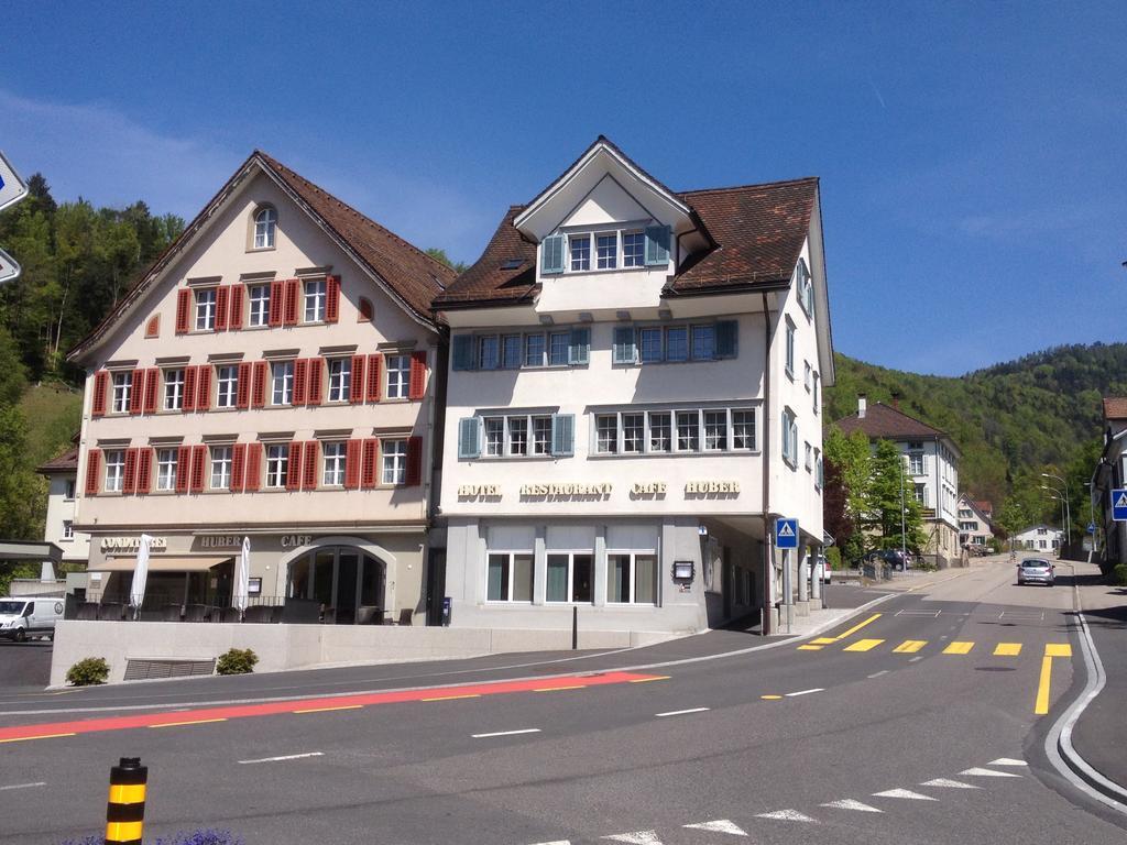 Cafe-Conditorei Hotel Huber Lichtensteig ภายนอก รูปภาพ