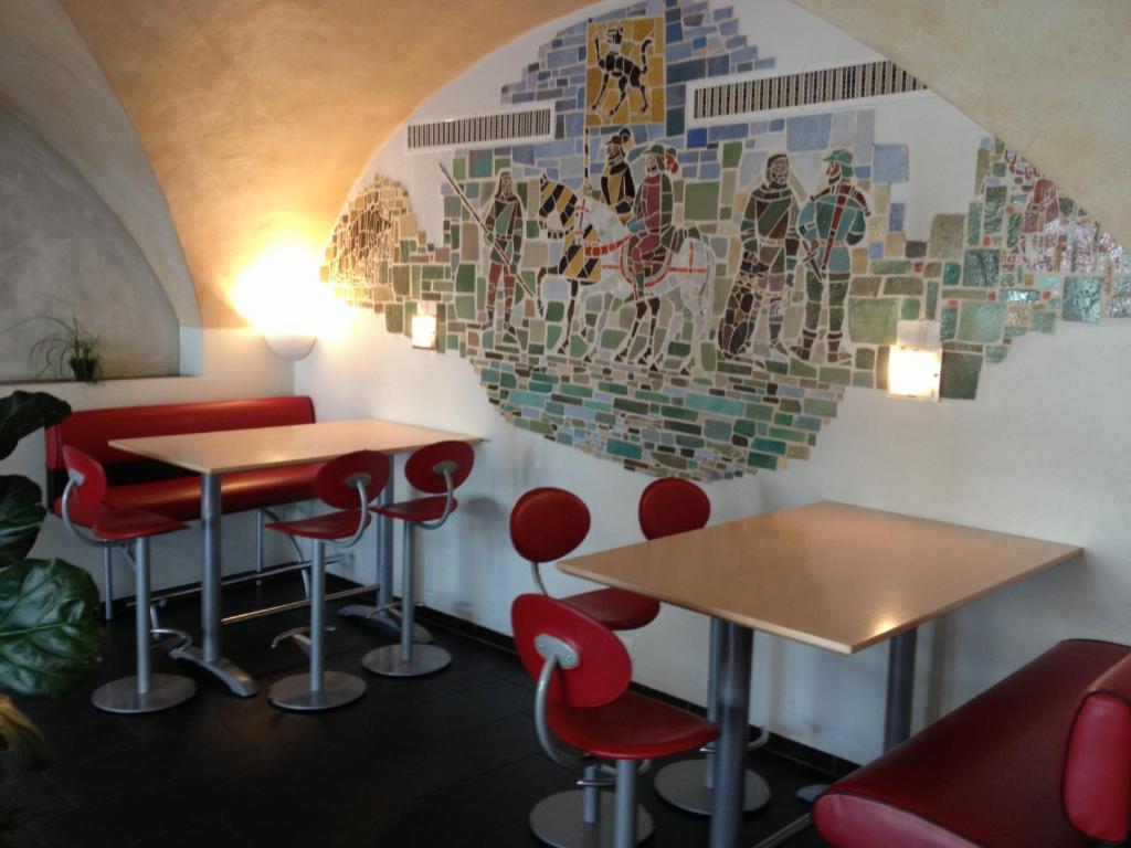 Cafe-Conditorei Hotel Huber Lichtensteig ภายนอก รูปภาพ